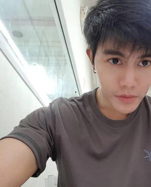 吃瓜男博主网红,揭秘吃瓜男博主的网红之路